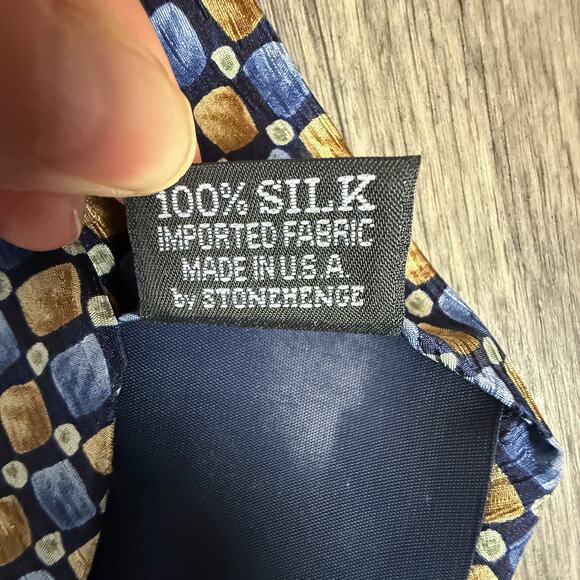 Cocktail Collection Tie - Blue Gold Geometric 100% Silk Men’s Necktie Novelty - Picture 4 of 6